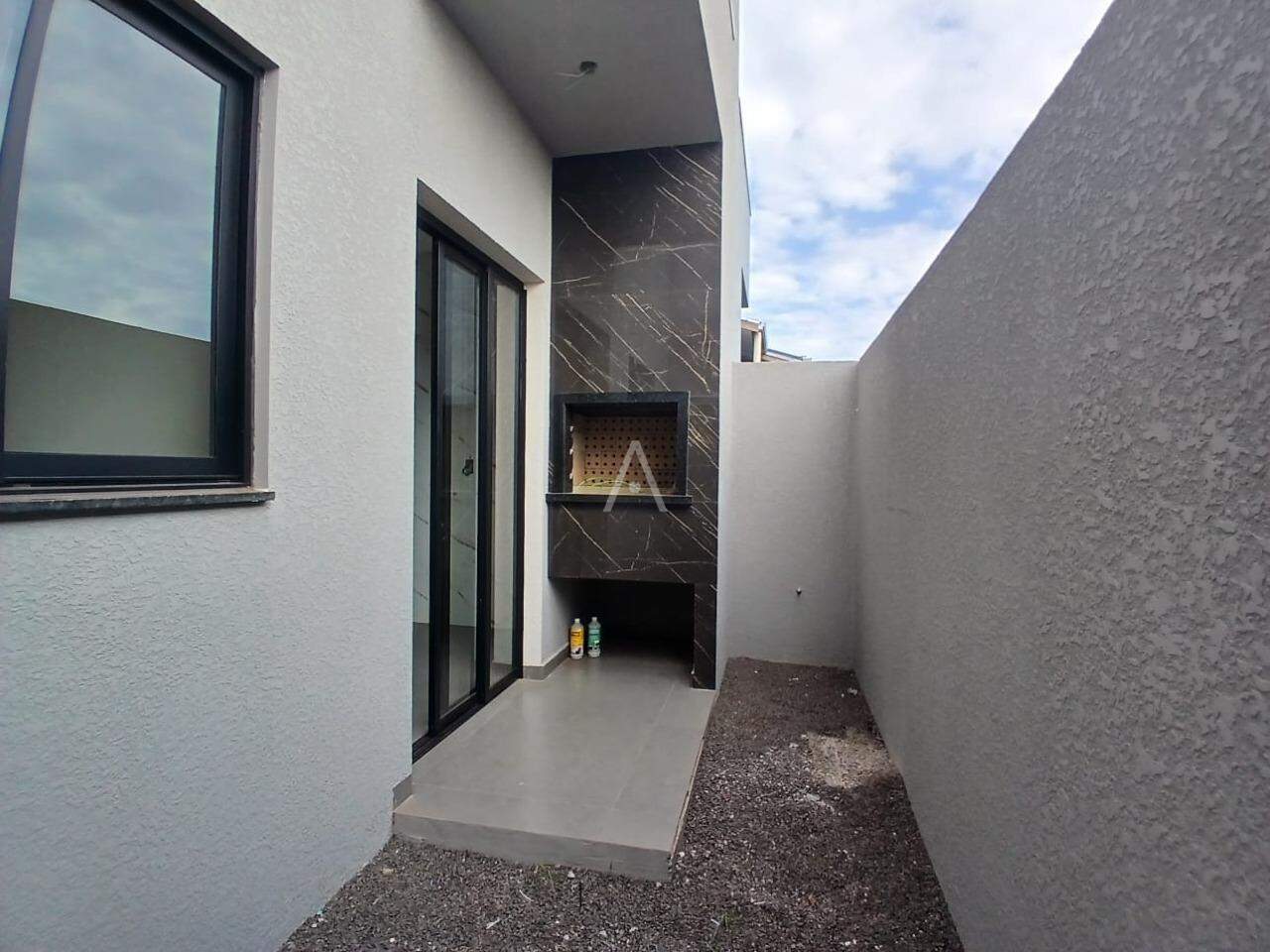 Casa Residencial para à venda no Bairro JARDIM COOPAGRO em TOLEDO: 