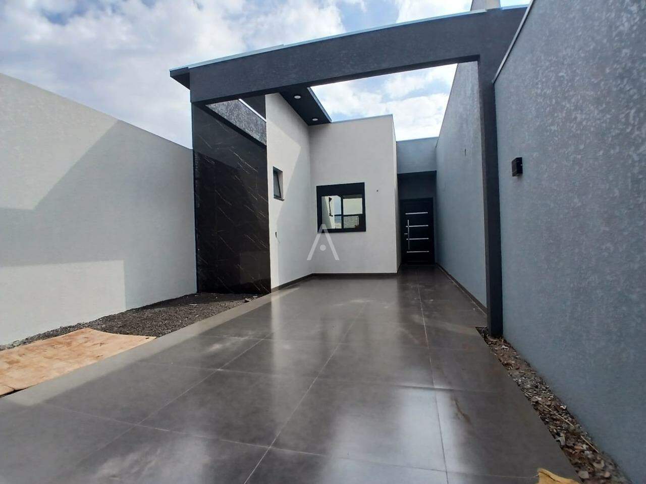 Casa Residencial para à venda no Bairro JARDIM COOPAGRO em TOLEDO: 