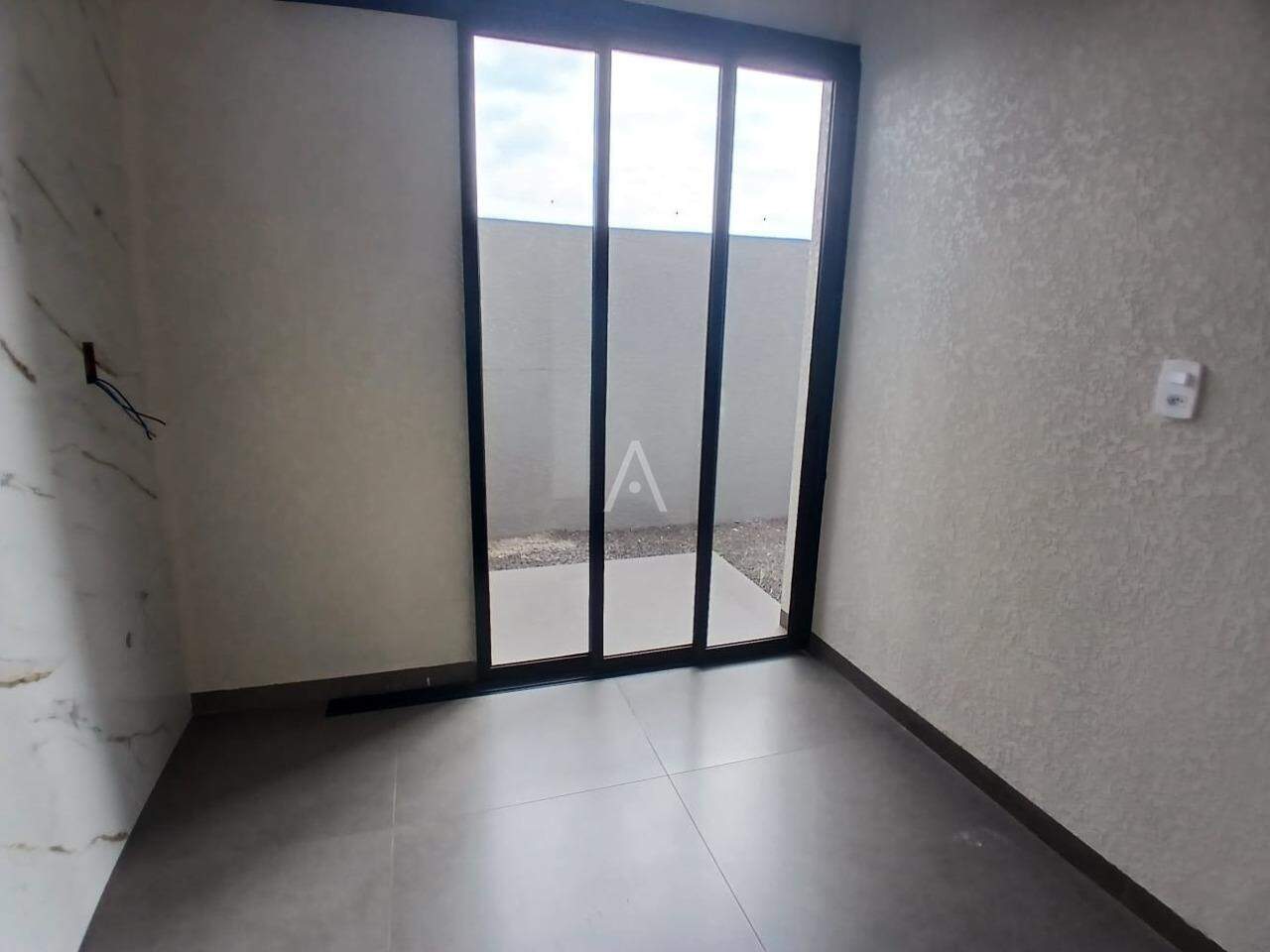Casa Residencial para à venda no Bairro JARDIM COOPAGRO em TOLEDO: 
