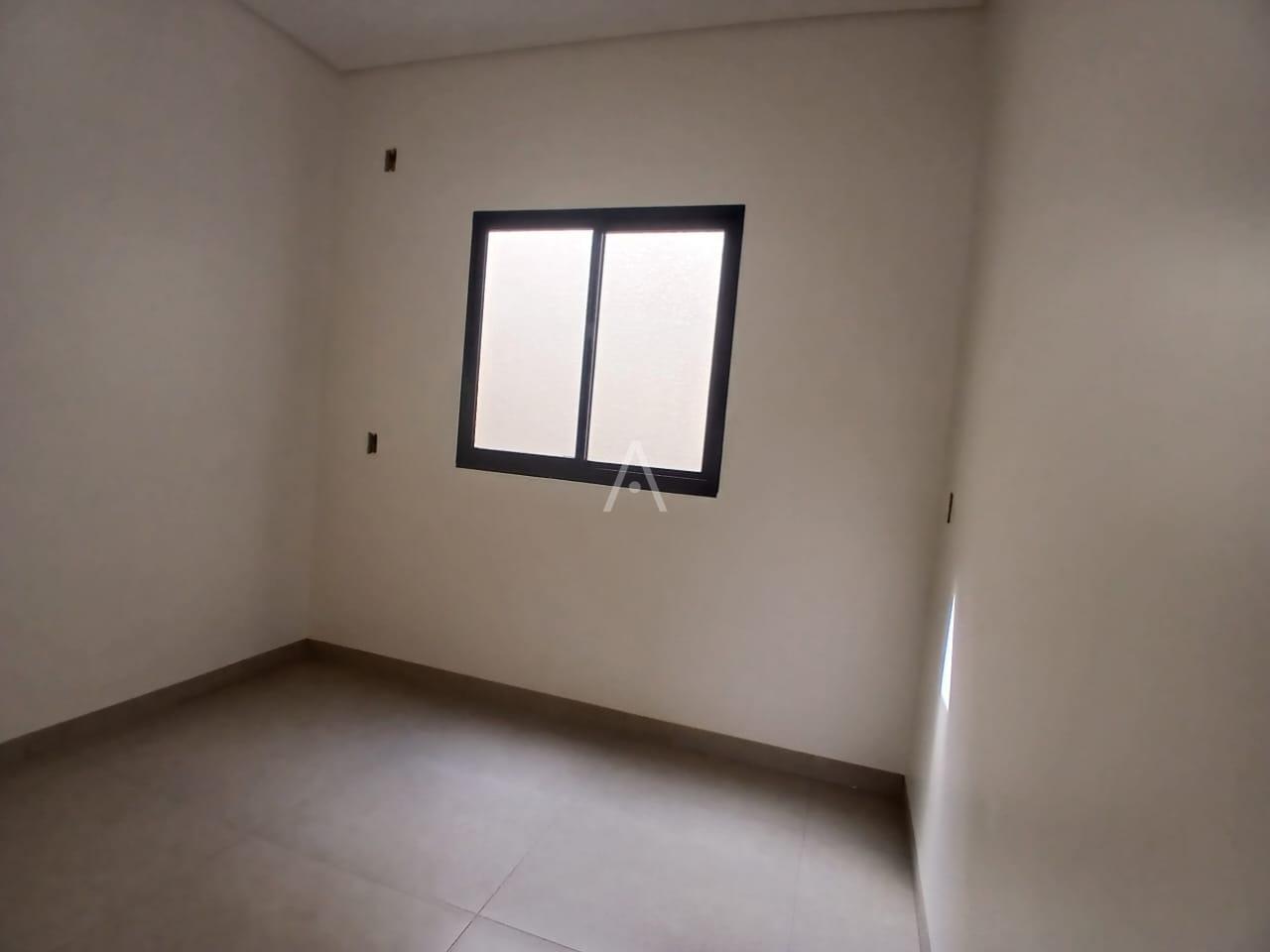 Casa Residencial para à venda no Bairro JARDIM COOPAGRO em TOLEDO: 