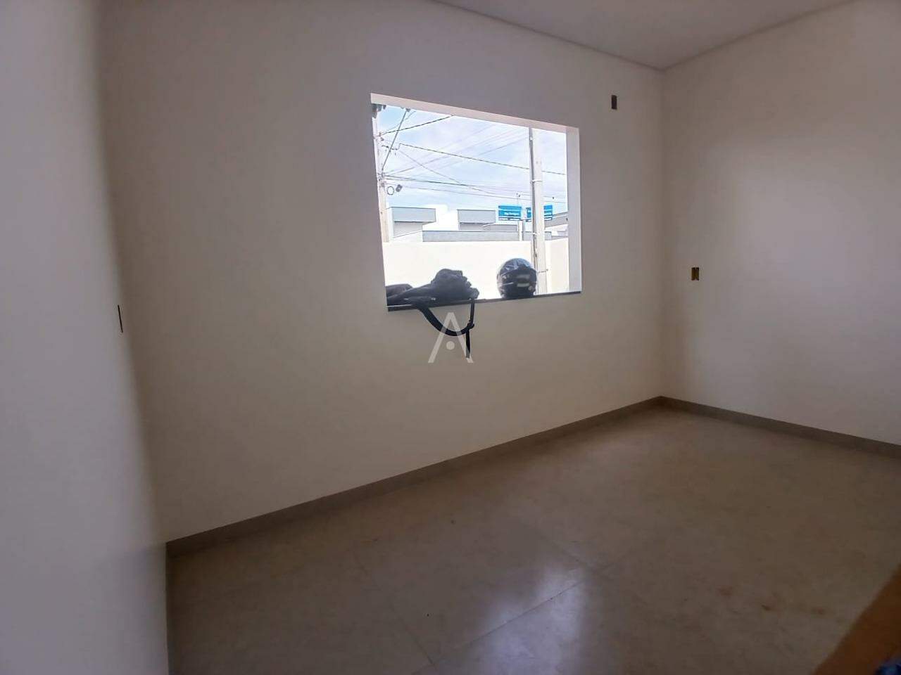 Casa Residencial para à venda no Bairro JARDIM COOPAGRO em TOLEDO: 