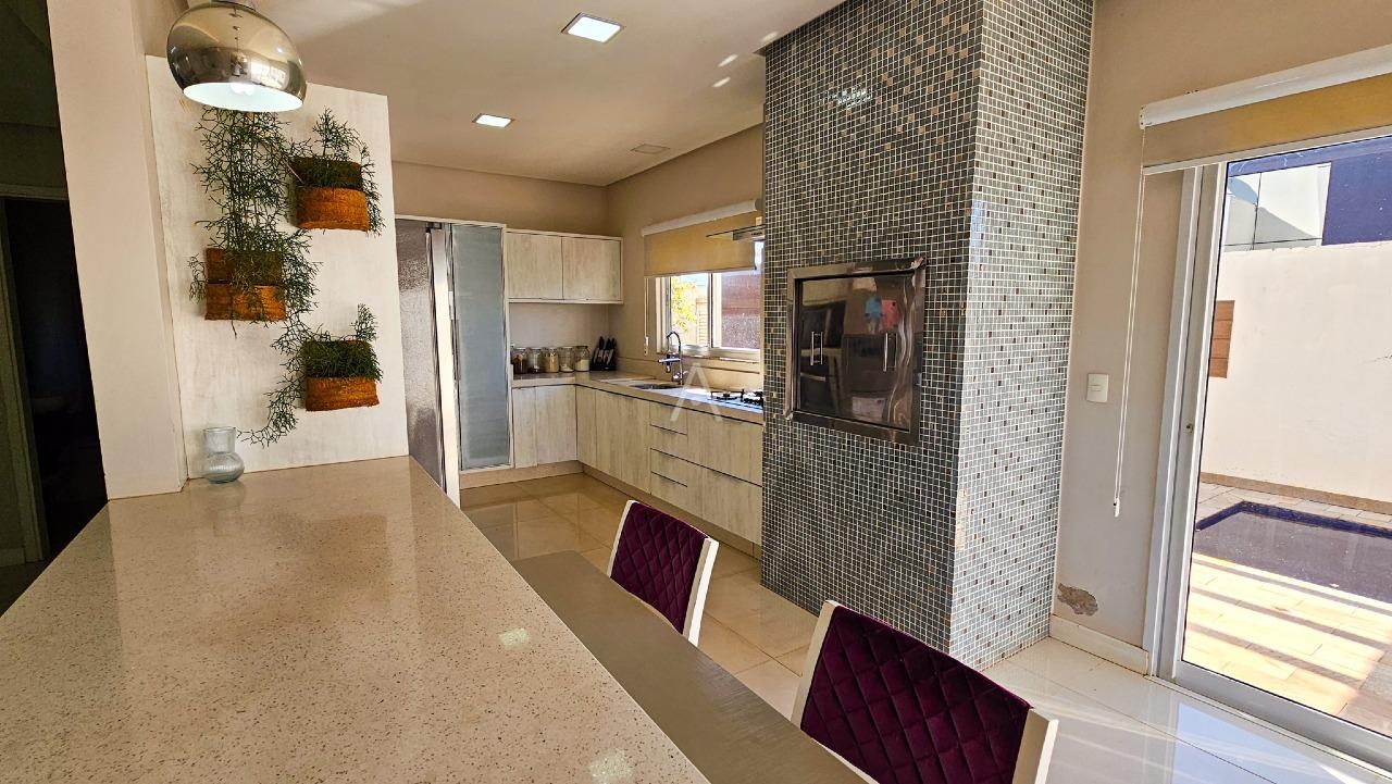 Casas e Sobrados em Condomínio para à venda no Bairro CATARATAS em CASCAVEL: 