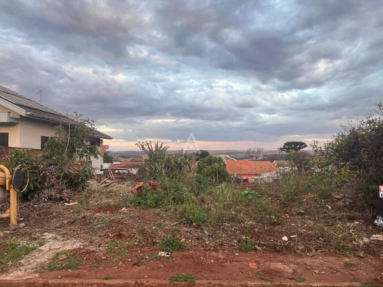 Terreno para à venda no Bairro OURO VERDE DO OESTE em TOLEDO:
