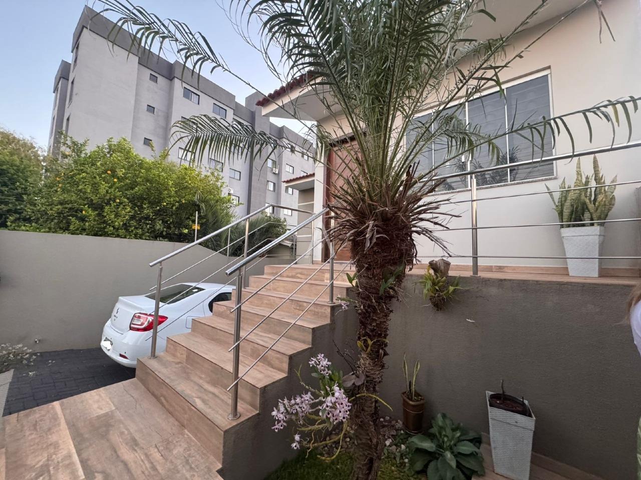 Sobrado para para aluguel no Bairro ALTO ALEGRE em CASCAVEL: 