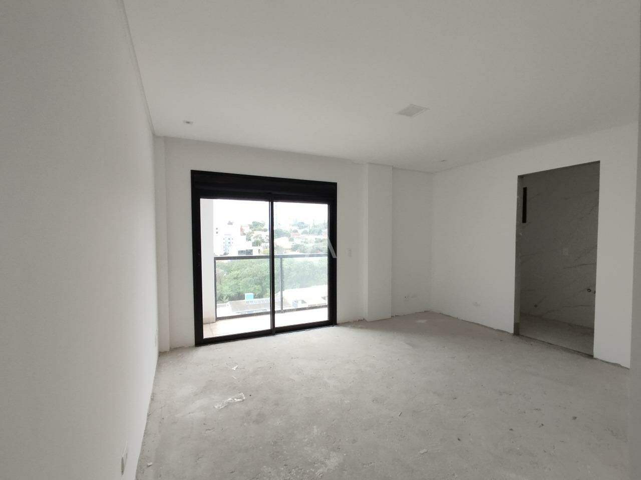 Apartamento para à venda no Bairro CANCELLI em CASCAVEL: SUÍTE