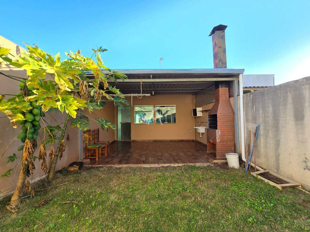 Casa Residencial para para aluguel no Bairro JARDIM COOPAGRO em TOLEDO: 