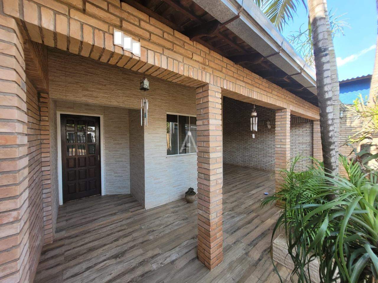 Casa Residencial para à venda no Bairro JARDIM GISELA em TOLEDO: 
