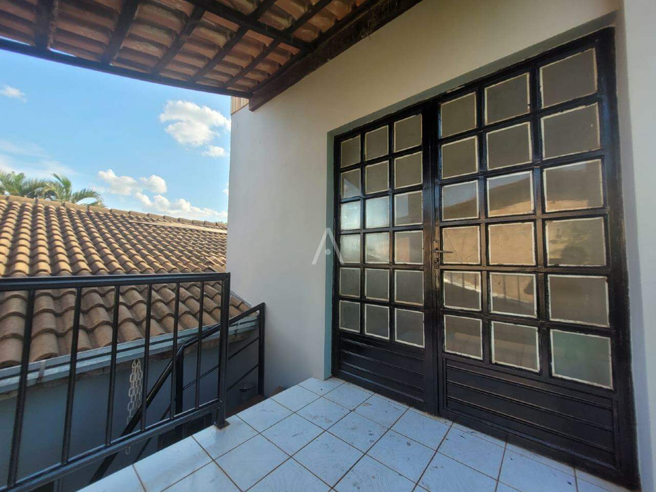 Casa Residencial para à venda no Bairro JARDIM GISELA em TOLEDO: