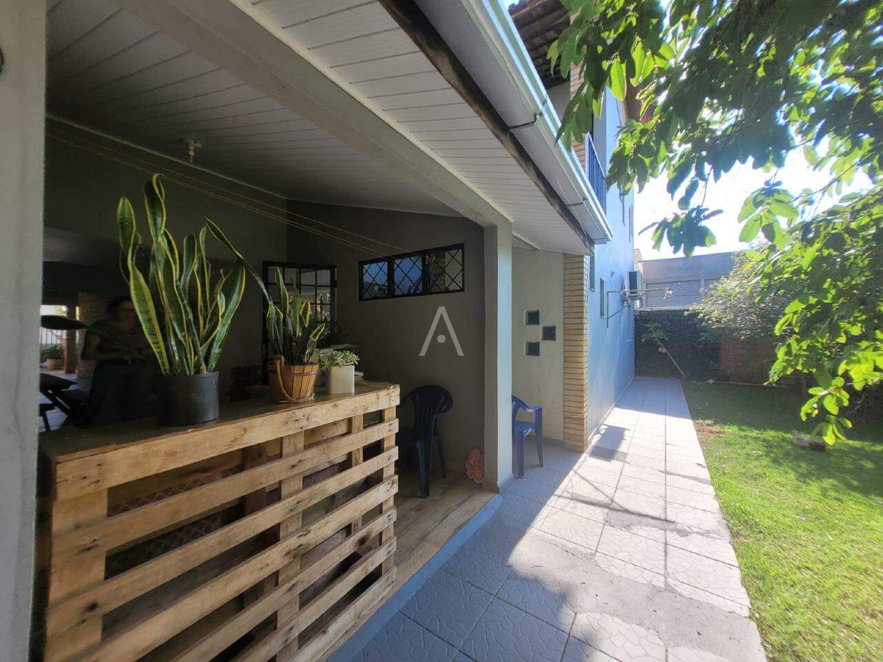 Casa Residencial para à venda no Bairro JARDIM GISELA em TOLEDO:
