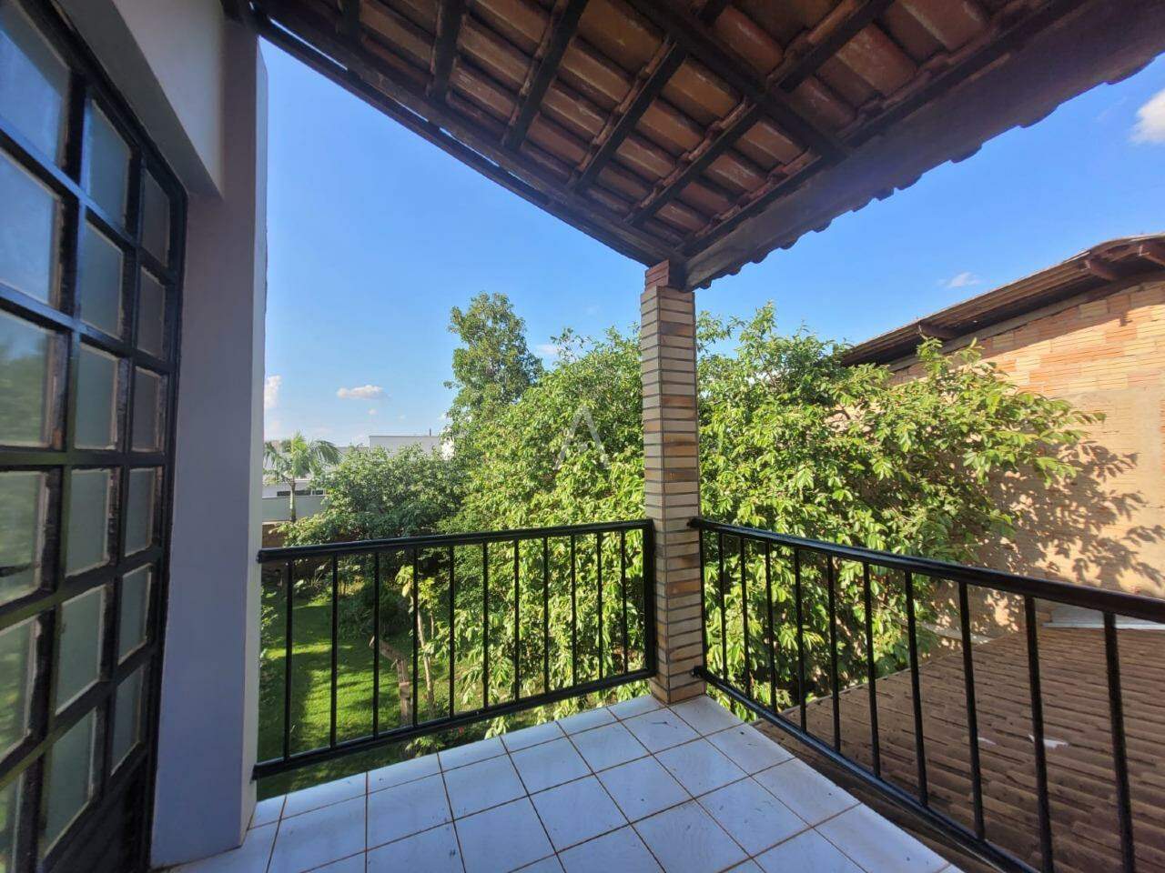 Casa Residencial para à venda no Bairro JARDIM GISELA em TOLEDO: