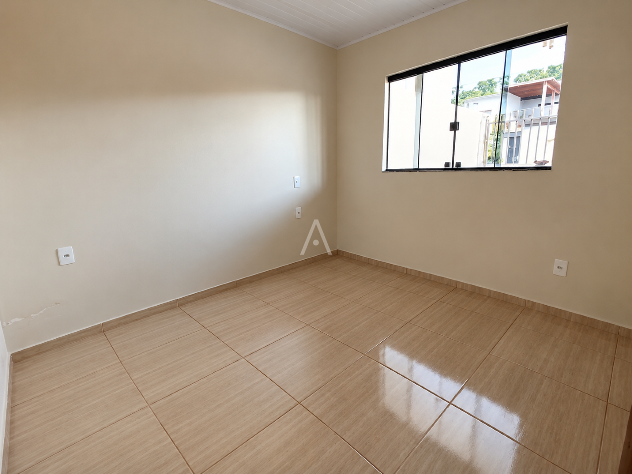 Casa Residencial para à venda no Bairro PACAEMBU em CASCAVEL: