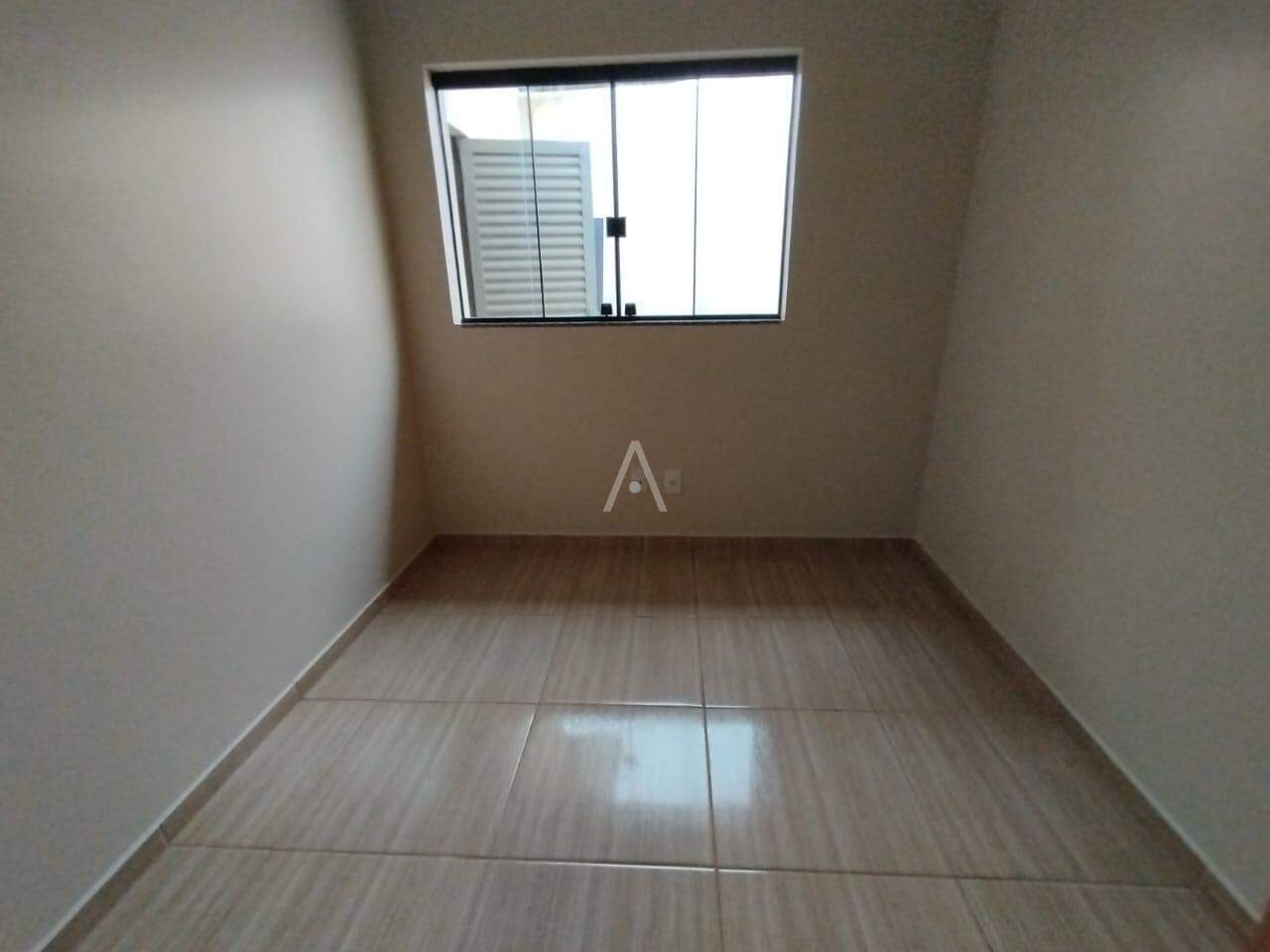 Casa Residencial para à venda no Bairro PACAEMBU em CASCAVEL: 