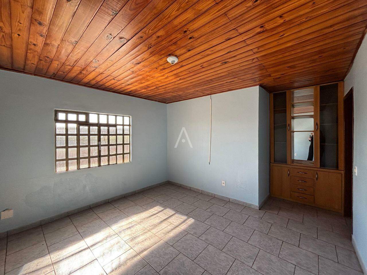 Casa Residencial para para aluguel no Bairro PARQUE SAO PAULO em CASCAVEL: