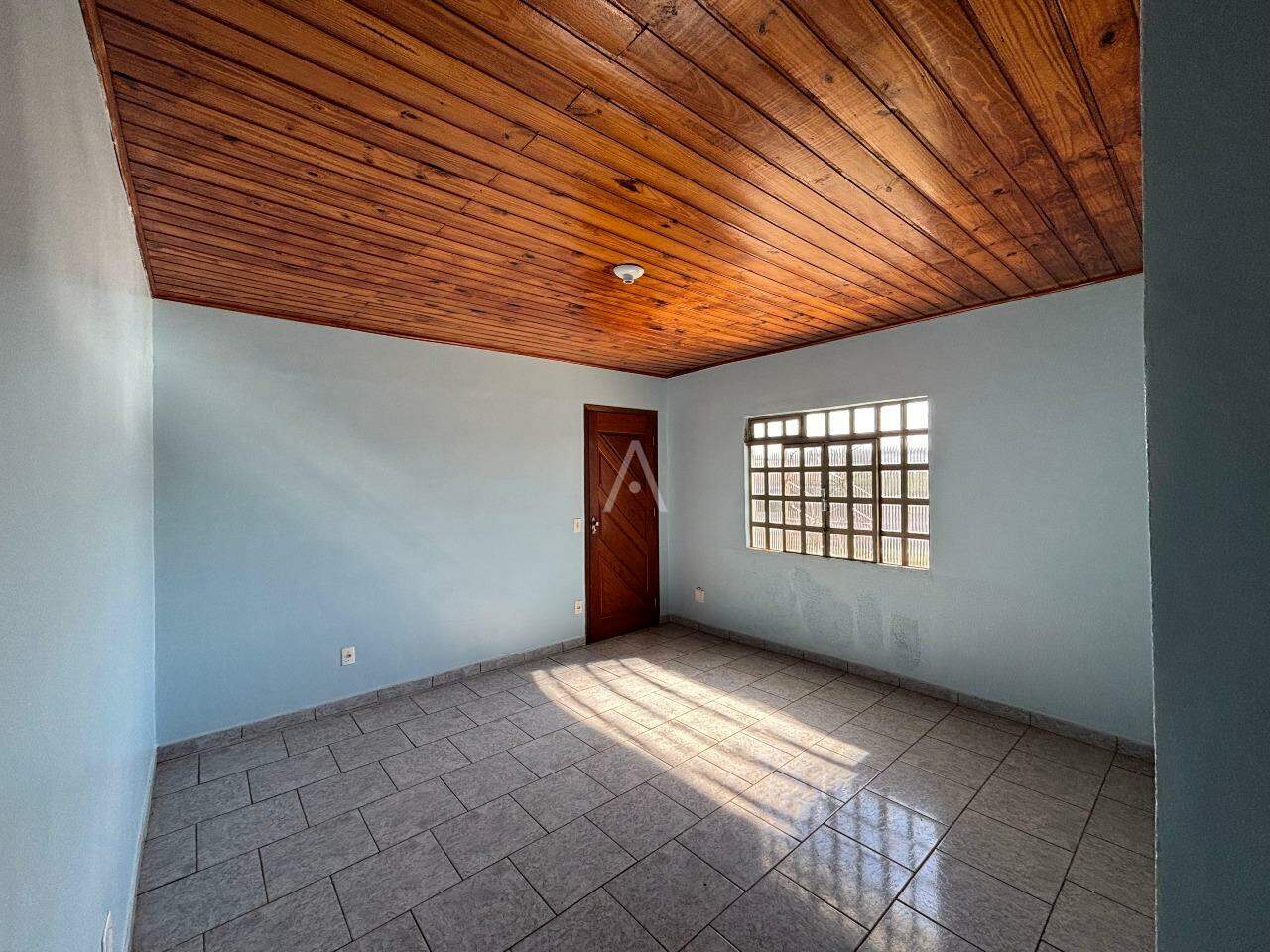 Casa Residencial para para aluguel no Bairro PARQUE SAO PAULO em CASCAVEL: