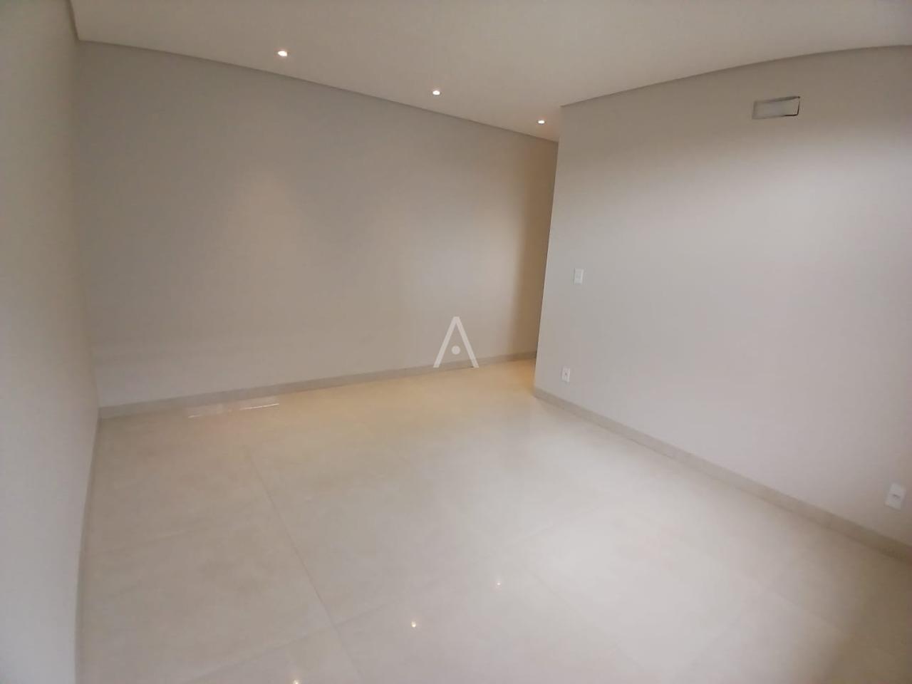 Casa Residencial para à venda no Bairro JARDIM PANCERA em TOLEDO: 