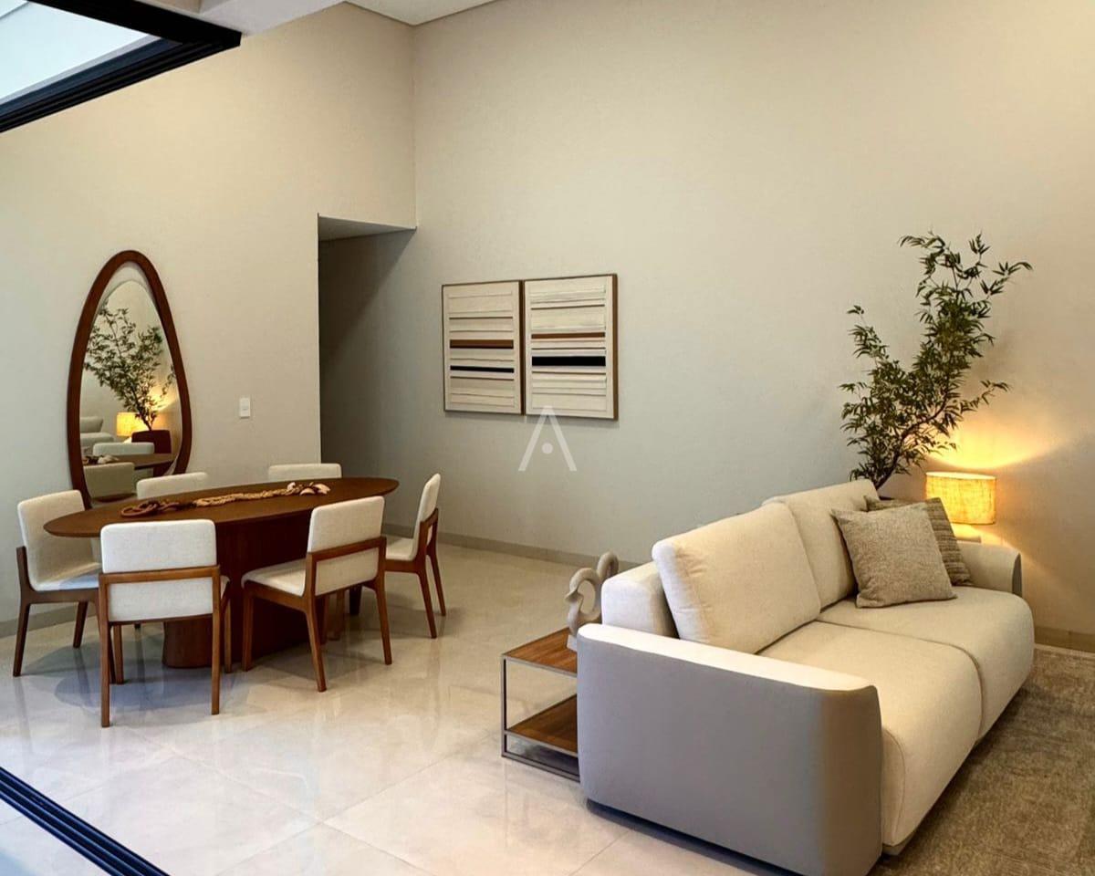 Casa Residencial para à venda no Bairro JARDIM PANCERA em TOLEDO: 