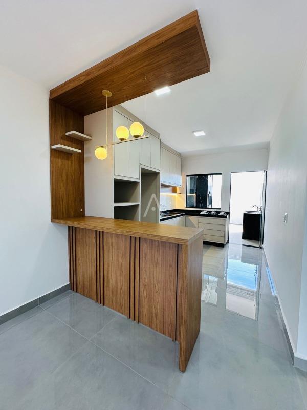 Casa Residencial para à venda no Bairro RECANTO TROPICAL em CASCAVEL: 