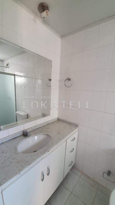 Apartamento para para aluguel no Bairro CENTRO em CASCAVEL: