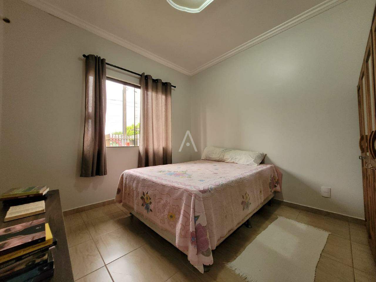 Casa Residencial para à venda no Bairro JARDIM PANCERA em TOLEDO: 