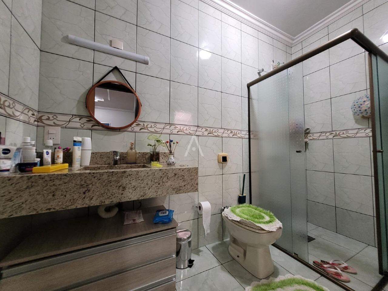 Casa Residencial para à venda no Bairro JARDIM PANCERA em TOLEDO: 