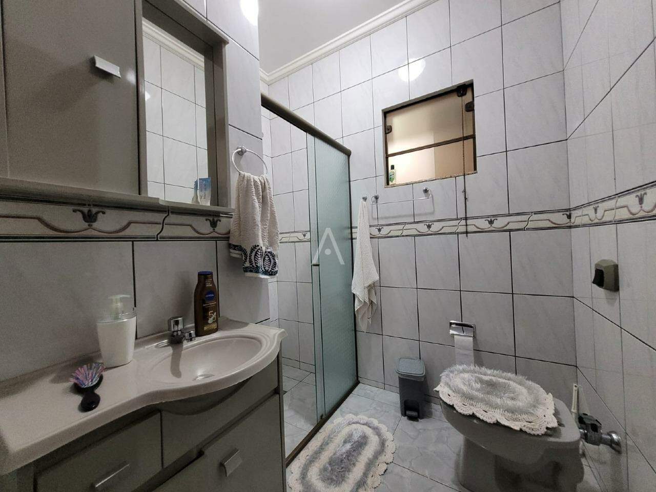 Casa Residencial para à venda no Bairro JARDIM PANCERA em TOLEDO: 