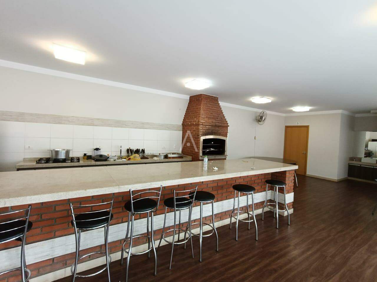 Apartamento para à venda no Bairro CENTRO em CASCAVEL: 