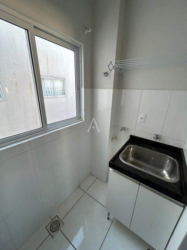 Apartamento para para aluguel no Bairro JARDIM CONCORDIA em TOLEDO: 