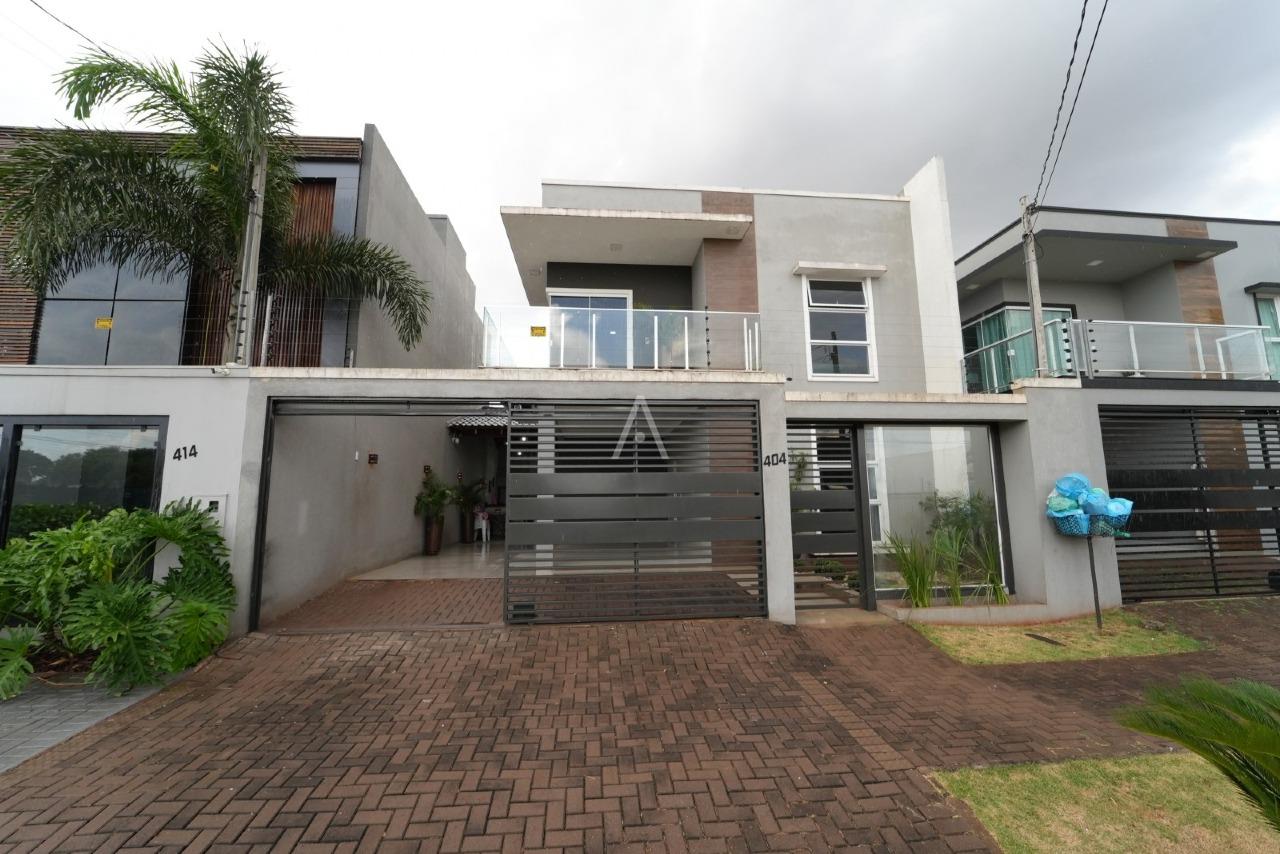 Sobrado para à venda no Bairro Pioneiros Catarinenses em CASCAVEL: 