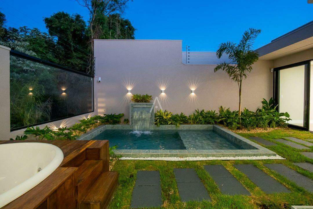Casa Residencial para à venda no Bairro RECANTO TROPICAL em CASCAVEL: