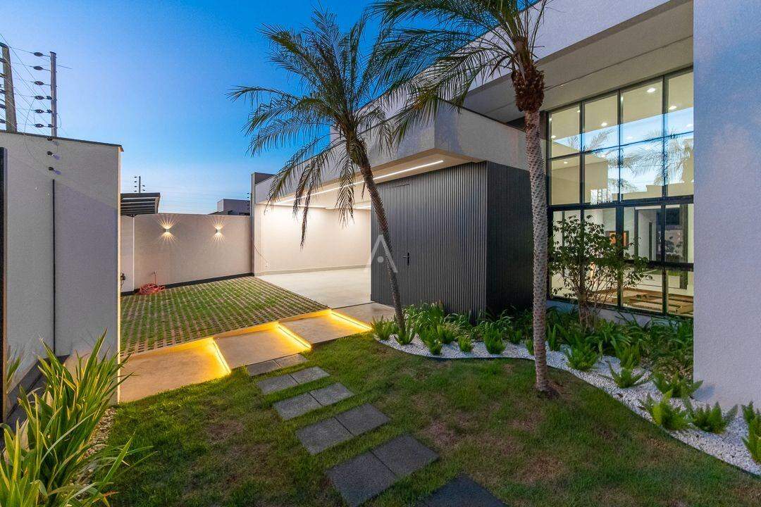 Casa Residencial para à venda no Bairro RECANTO TROPICAL em CASCAVEL: