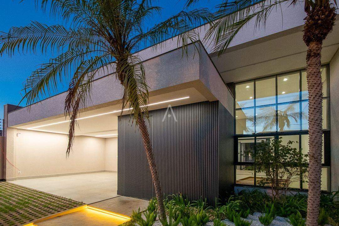 Casa Residencial para à venda no Bairro RECANTO TROPICAL em CASCAVEL: 