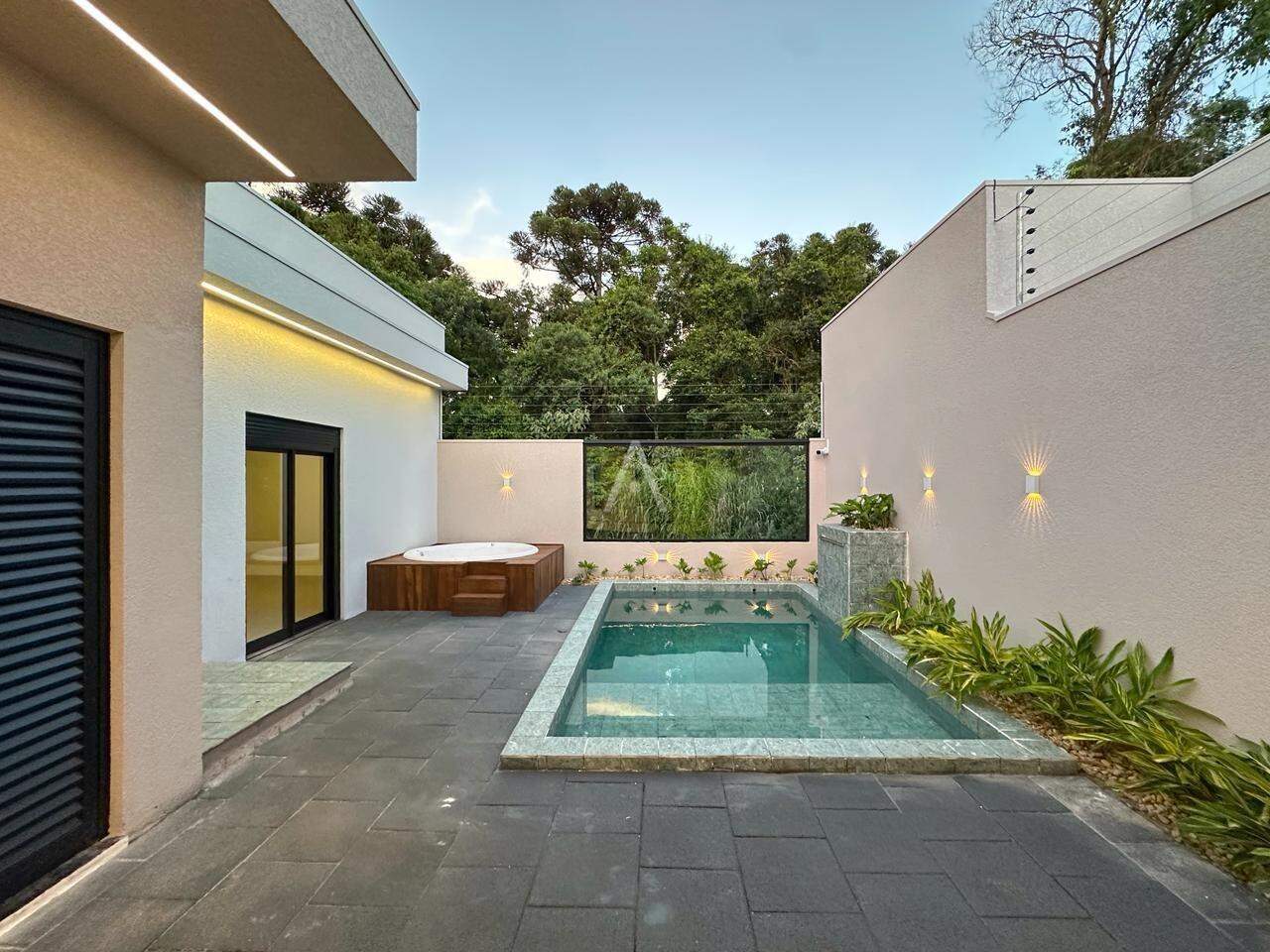 Casa Residencial para à venda no Bairro RECANTO TROPICAL em CASCAVEL: 