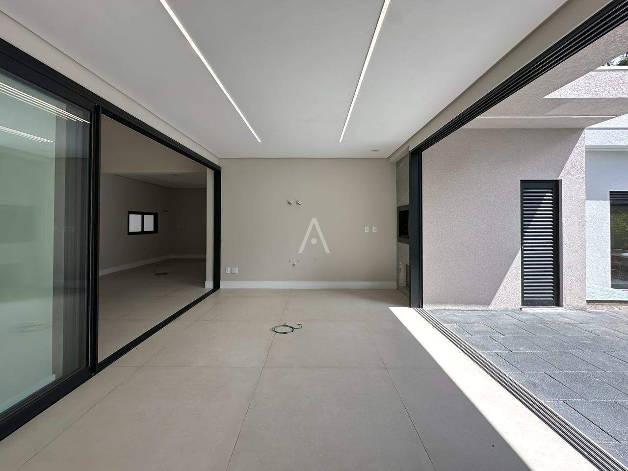 Casa Residencial para à venda no Bairro RECANTO TROPICAL em CASCAVEL: 
