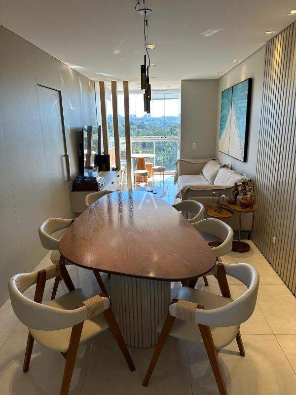 Apartamento para para aluguel no Bairro REGIAO DO LAGO em CASCAVEL: