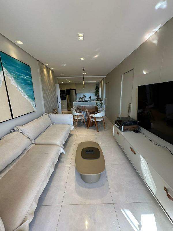 Apartamento para para aluguel no Bairro REGIAO DO LAGO em CASCAVEL: