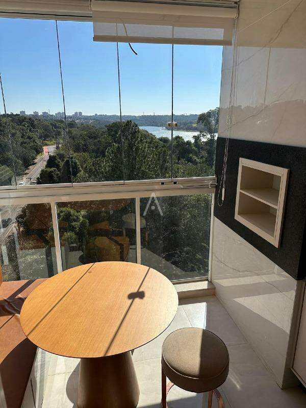 Apartamento para para aluguel no Bairro REGIAO DO LAGO em CASCAVEL: