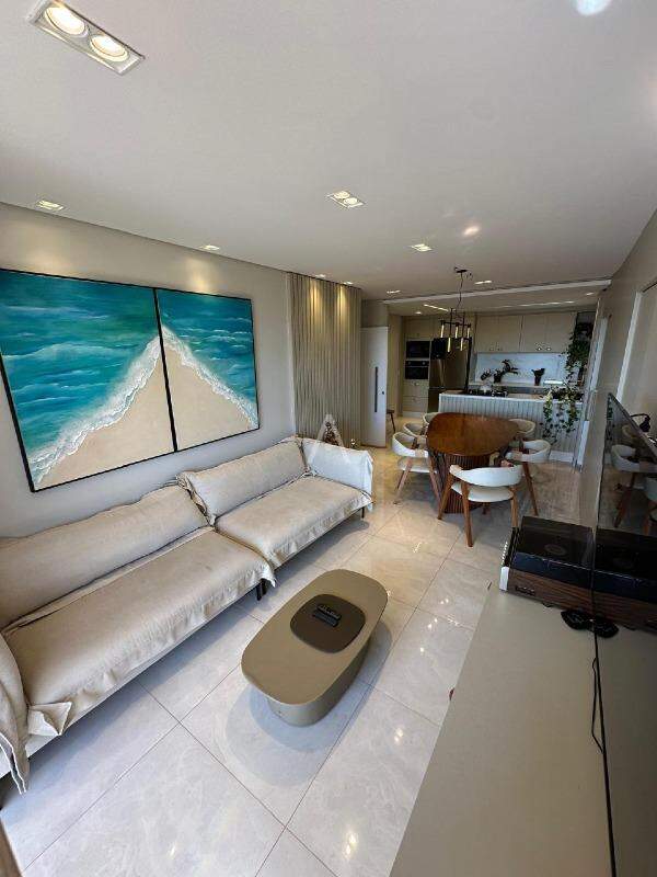 Apartamento para para aluguel no Bairro REGIAO DO LAGO em CASCAVEL: