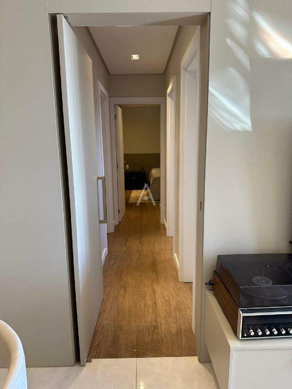 Apartamento para para aluguel no Bairro REGIAO DO LAGO em CASCAVEL: