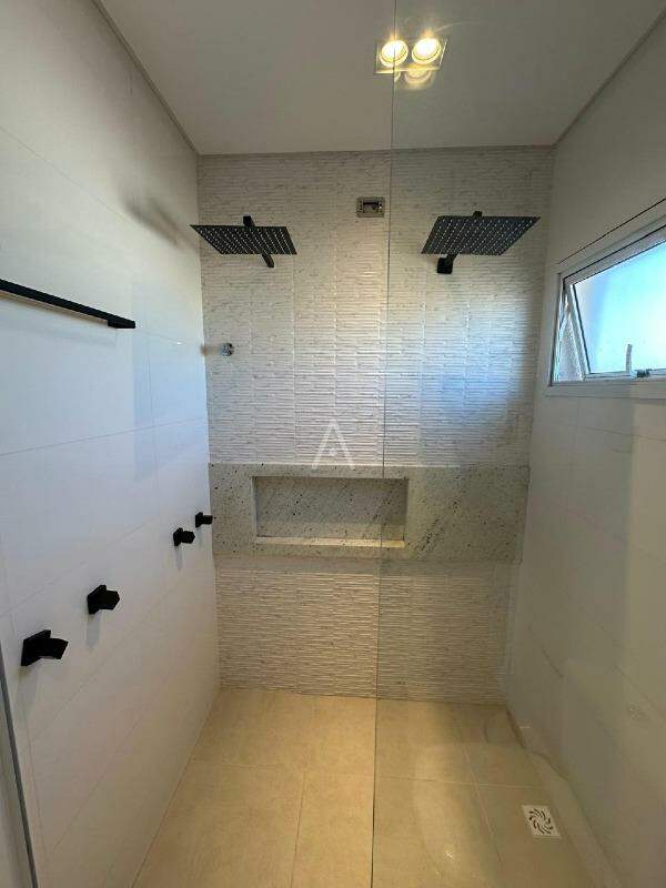 Apartamento para para aluguel no Bairro REGIAO DO LAGO em CASCAVEL:
