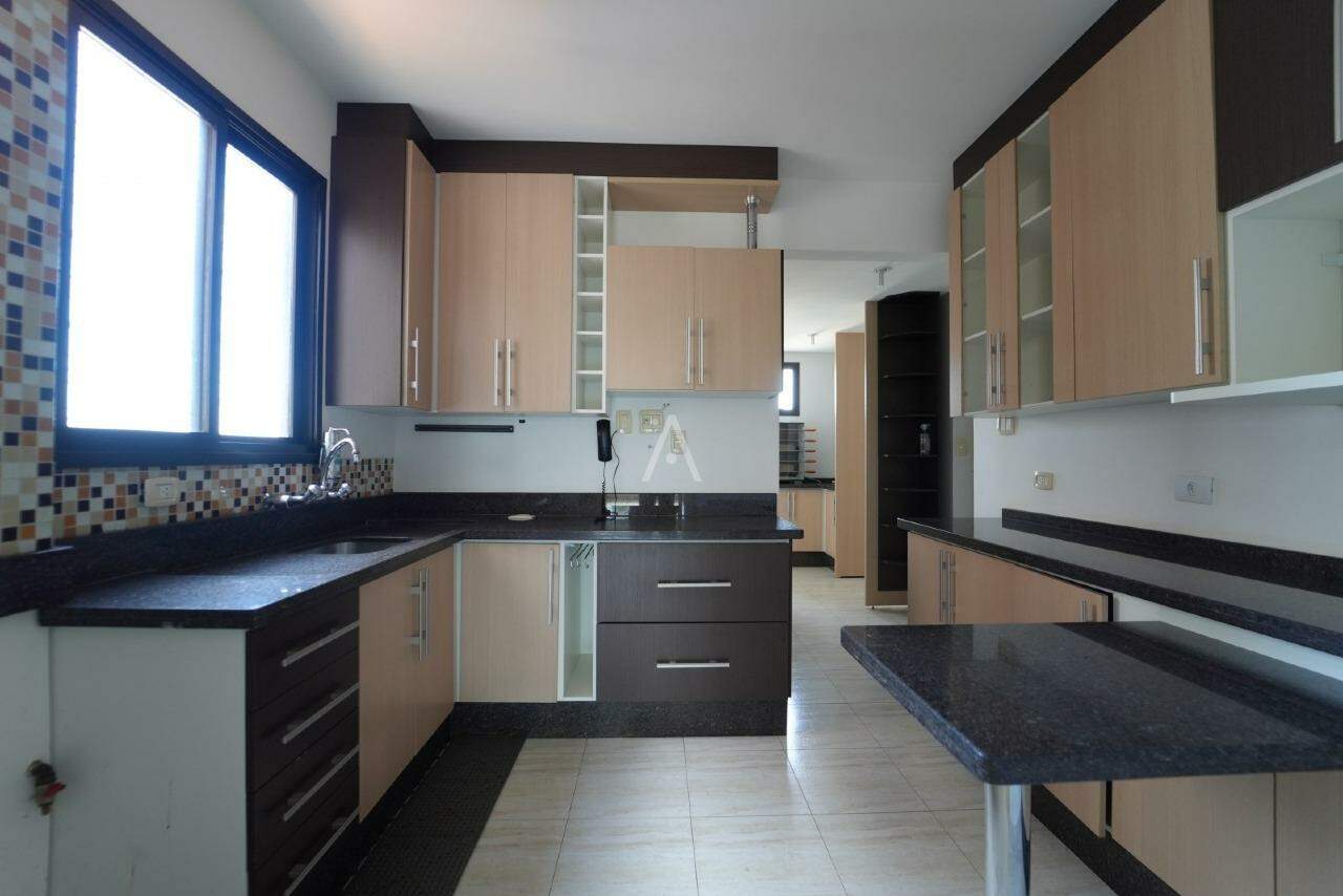 Apartamento para à venda no Bairro CENTRO em CASCAVEL: