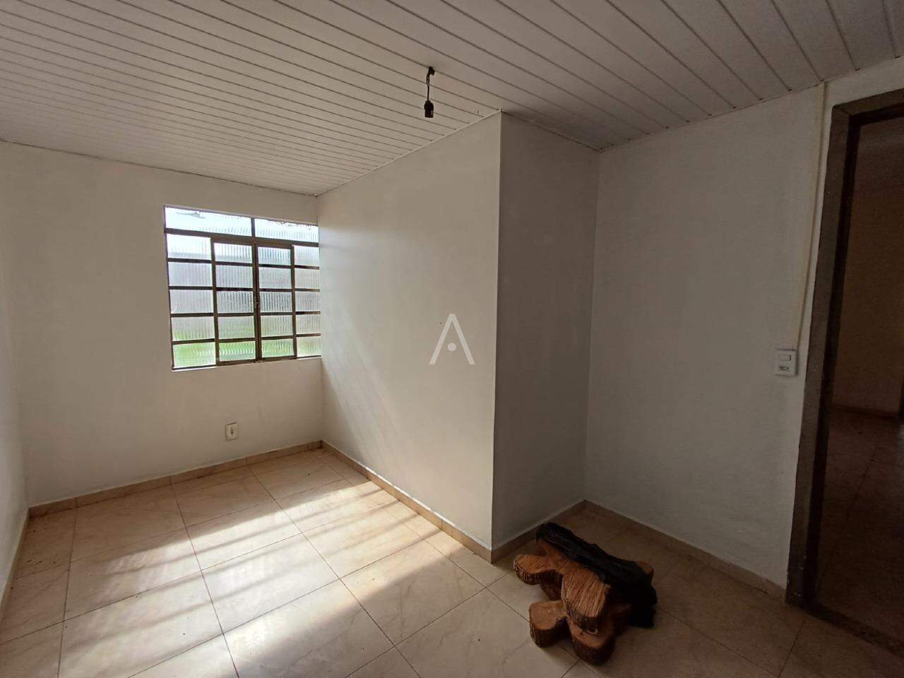 Casa Residencial para para aluguel no Bairro PARQUE VERDE em CASCAVEL: