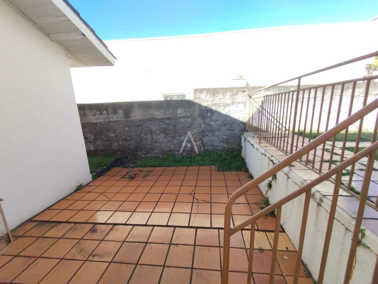 Casa Comercial para para aluguel no Bairro CENTRO em CASCAVEL: FUNDOS