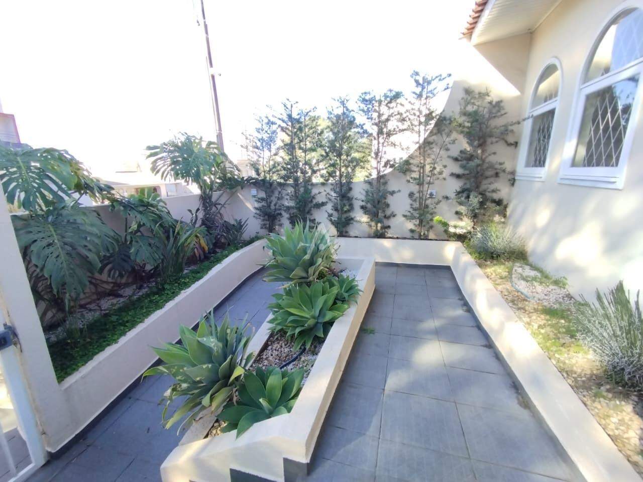 Casa Comercial para para aluguel no Bairro CENTRO em CASCAVEL: ACESSIBILIDADE