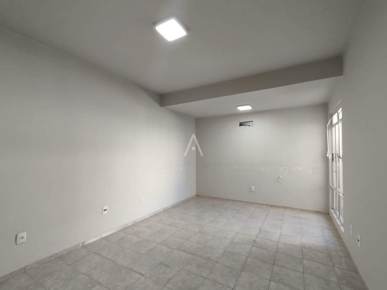 Casa Comercial para para aluguel no Bairro CENTRO em CASCAVEL: SALA SALA 05