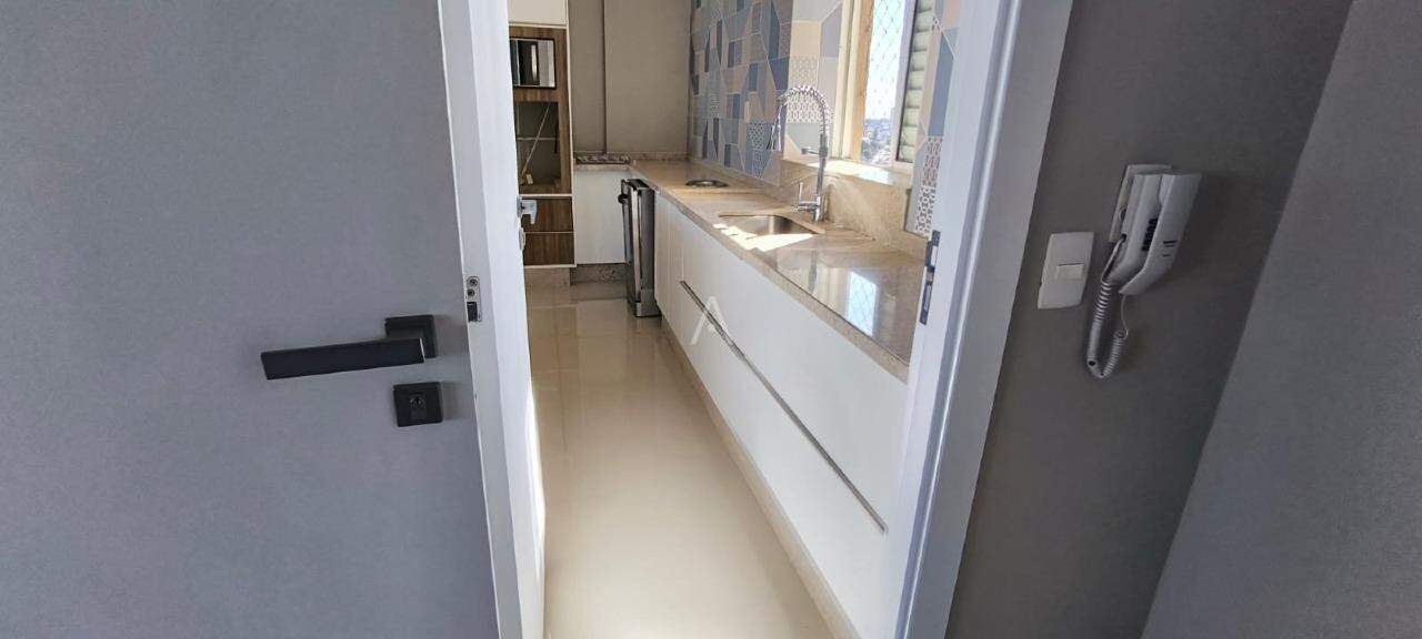 Apartamento para à venda no Bairro CENTRO em CASCAVEL: