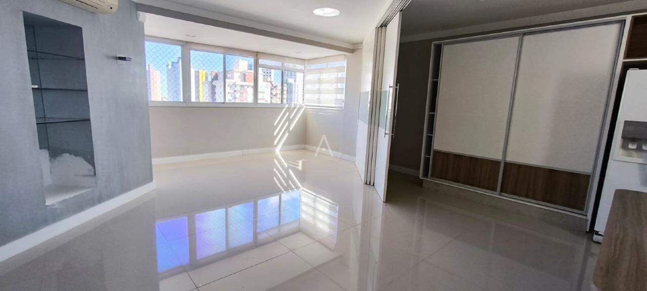 Apartamento para à venda no Bairro CENTRO em CASCAVEL: