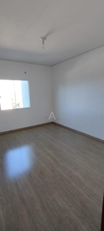 Sobrado para à venda no Bairro JARDIM CONCORDIA em TOLEDO: 