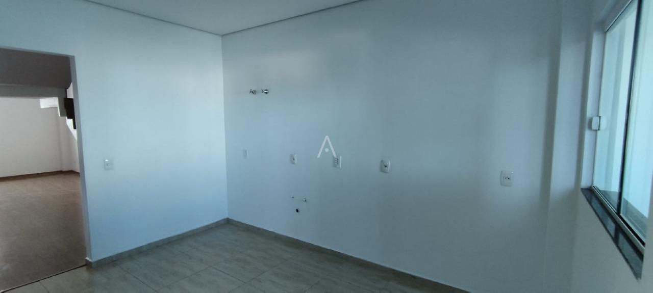 Sobrado para à venda no Bairro JARDIM CONCORDIA em TOLEDO: 