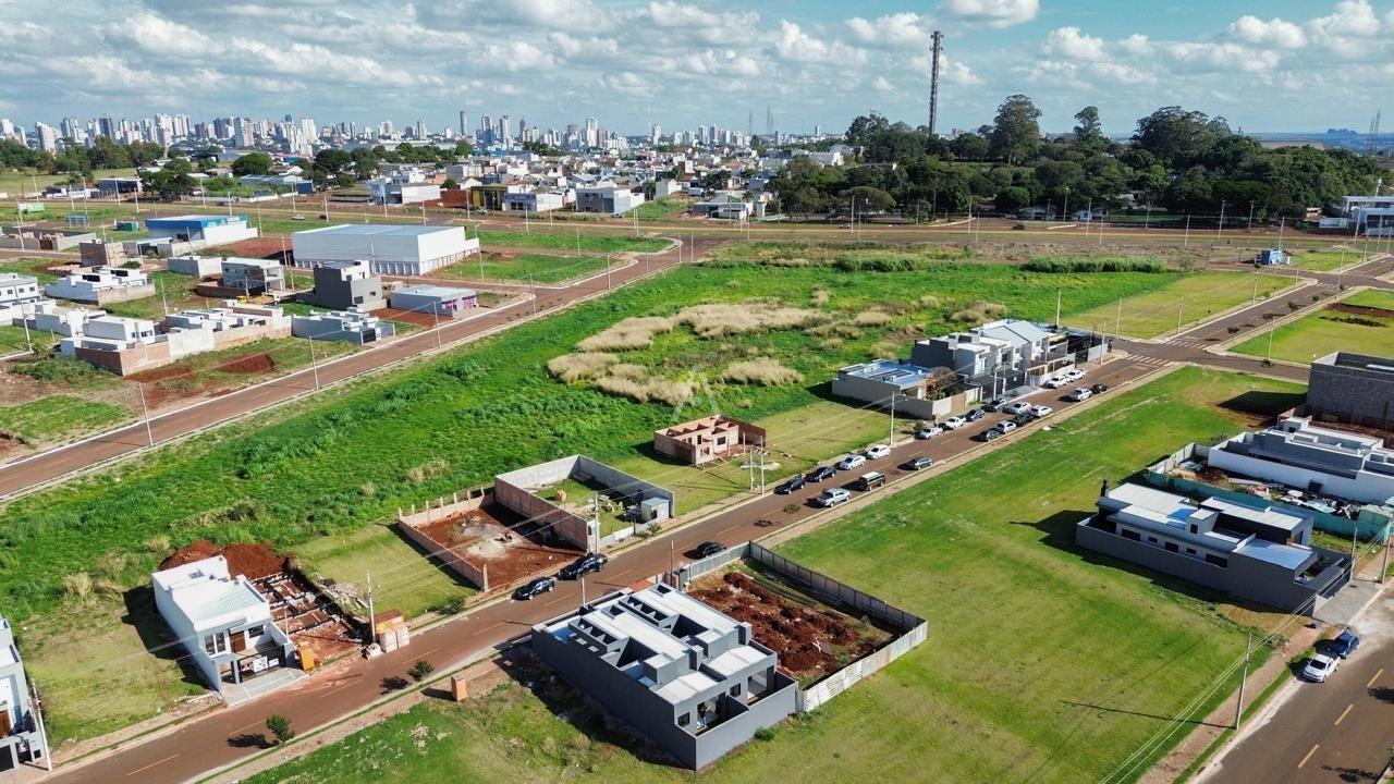 Casa Residencial para à venda no Bairro VIENA em CASCAVEL: 