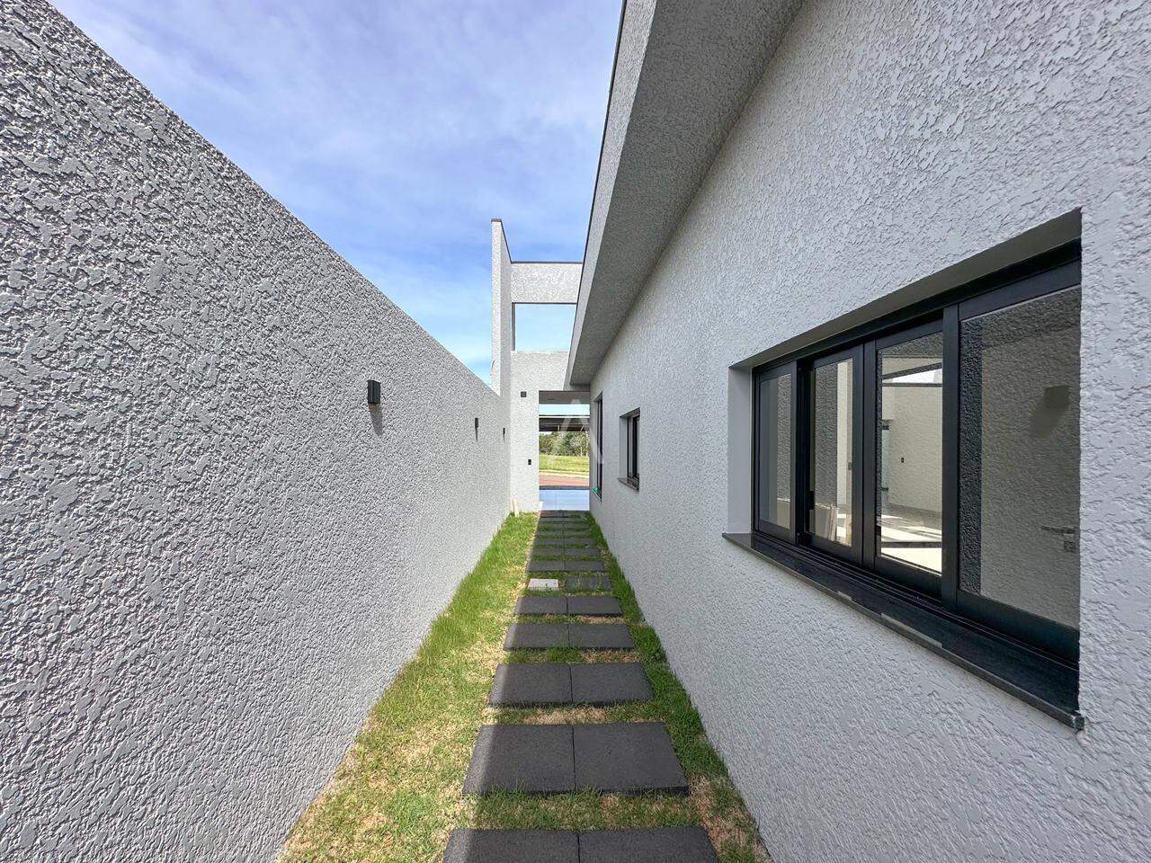 Casa Residencial para à venda no Bairro PARAISO TROPICAL 2 em CASCAVEL: